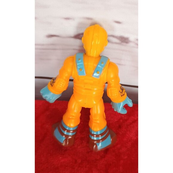 Imaginext Yellow Deep Sea Diver Action Figure - Picture 2 of 5